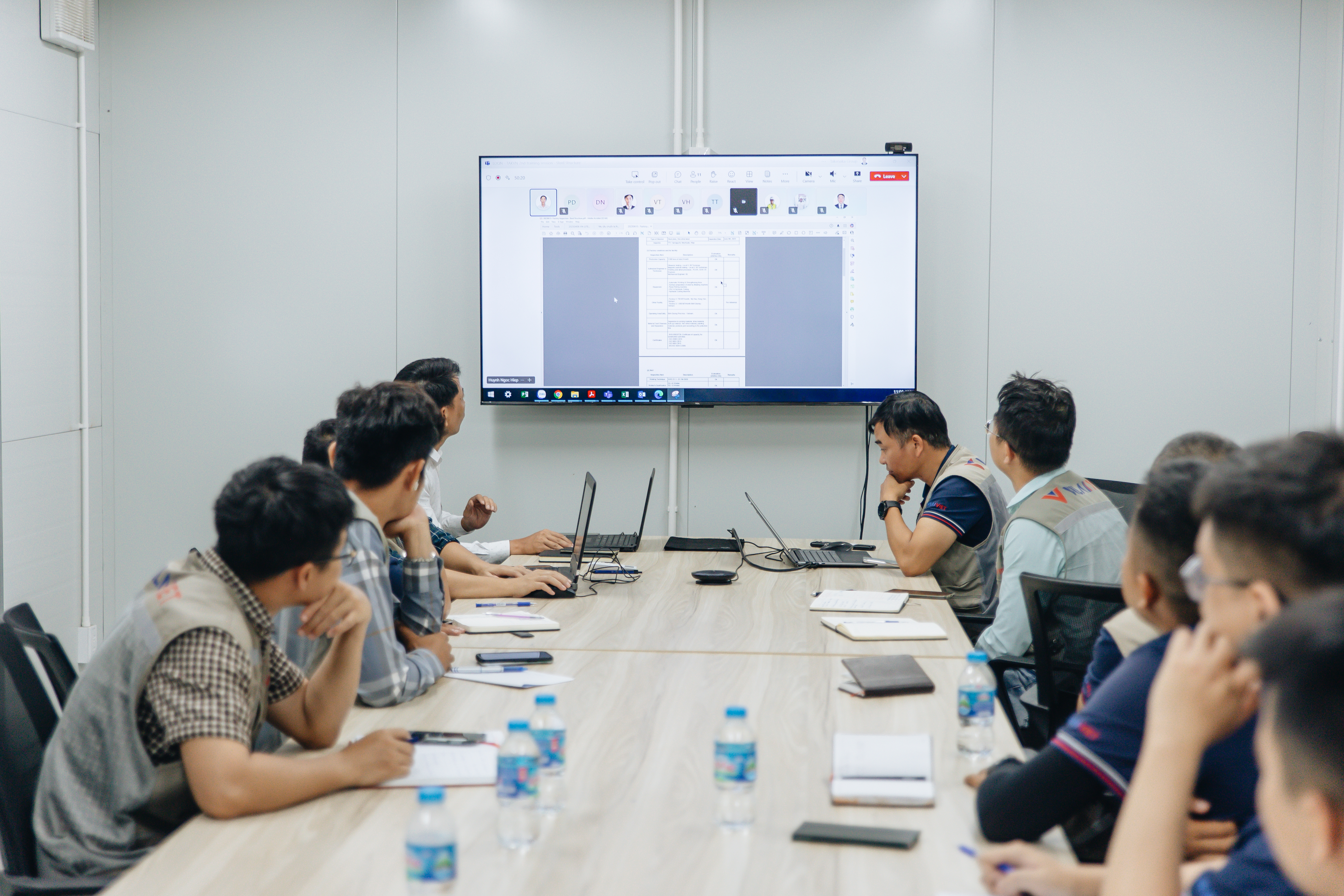 KPI chỉ là một phần của hệ thống đánh giá hiệu suất nhân sự.